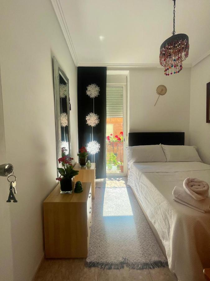 ולנסיה Habitacion Privada En Piso Compartido מראה חיצוני תמונה